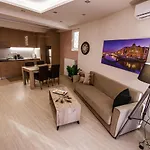 Helena's Two Apartament Wolos