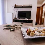 Apartament Helena's Two *