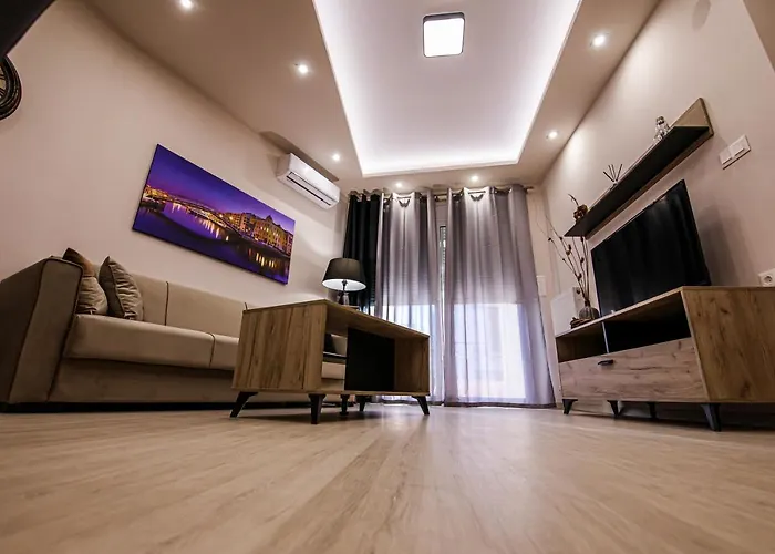 Διαμέρισμα Helena's Two *