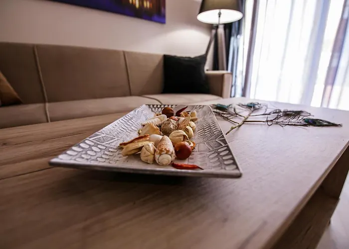 Helena's Two Apartament *