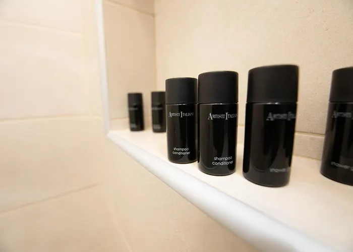 Helena's Two * Βόλος